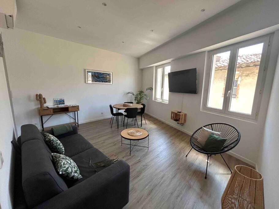 Duplex Au Coeur Du Village De กาซีส์ ภายนอก รูปภาพ